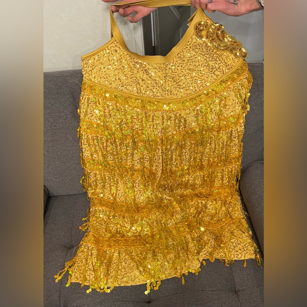 Elegant Gold Sequin Women's Gown